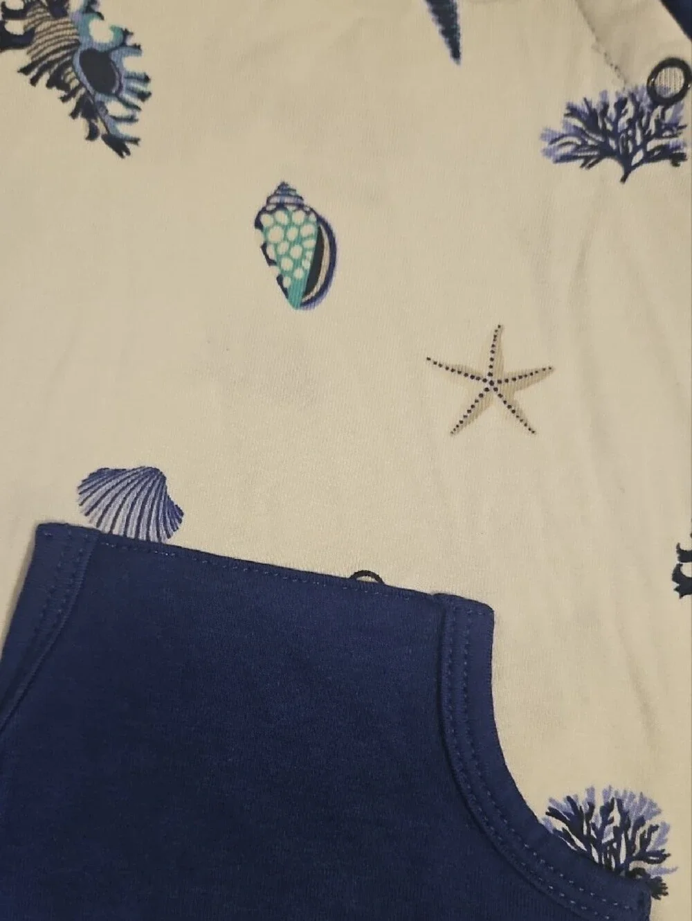 Kyte BABY White and Blue Seashell Short Sleeve Romper Size 6-12 Months